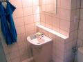 Łazienka przy pokoju 3-osobowym
